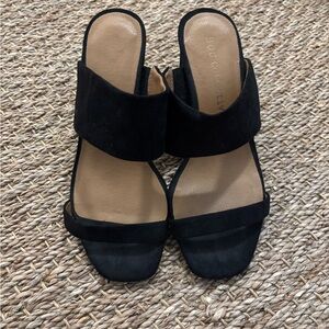 Classic Black block heel. Size 6